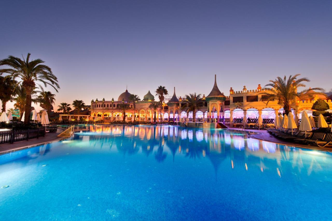 카멜리아 K 클럽 앤 아쿠아 - 울트라 올 인클루시브 - 키즈 컨셉 시데 외부 사진 The Royal Towers at the Royal Mirage Hotel